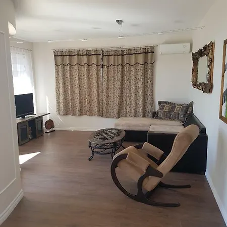 Stefanov In Byala Apartment