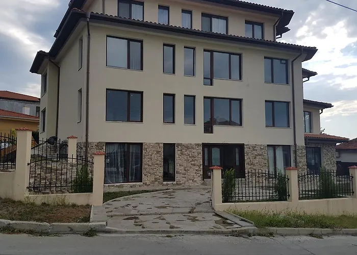 Apartment Stefanov In Byala