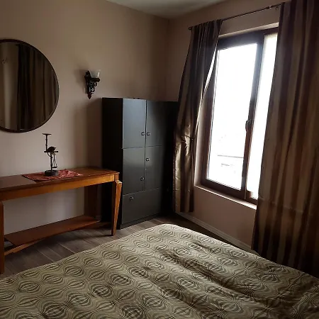 стефанов в Апартамент *